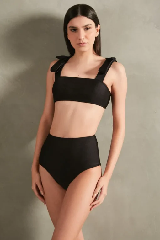 Fiore Solid Hot Pants Bikini With Straps