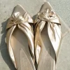 Flat Sandals With Knot
