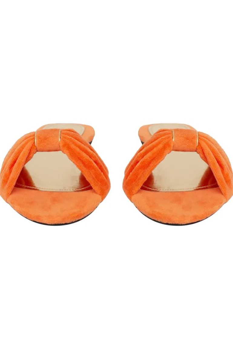 Flat Sandal With Necessaire Vintage