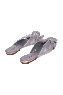 Flat Sandals With Knot
