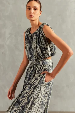 Hera Side-Slit Long Skirt