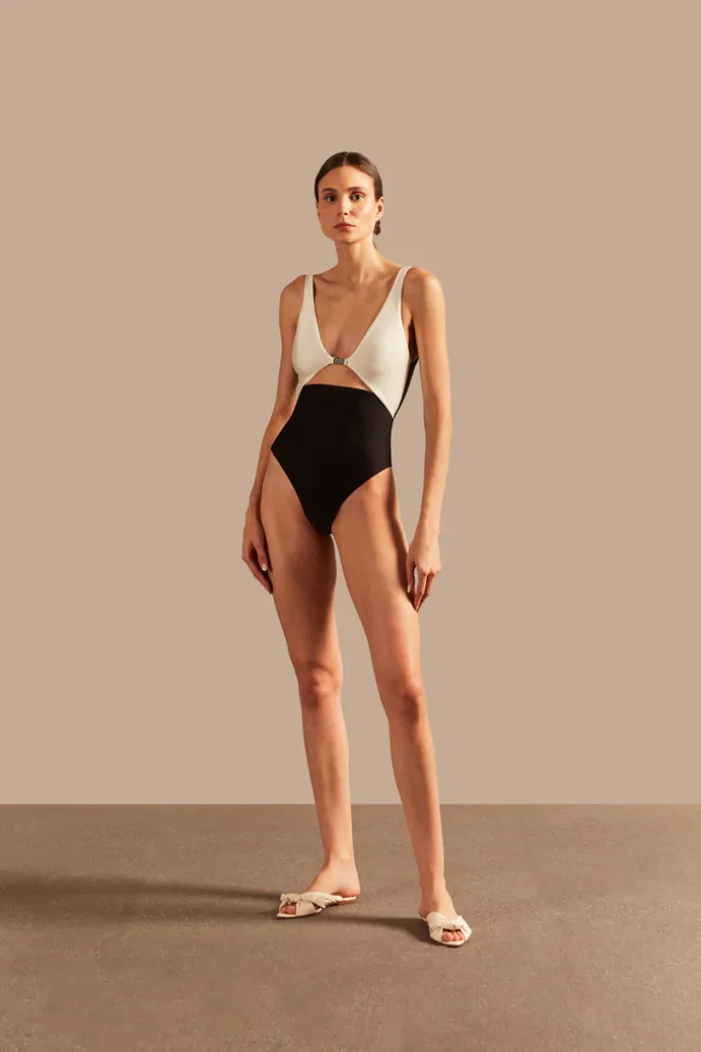 Solid AD Cut-Out Swimsuit