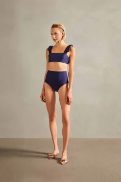 Timeless High-Waisted Bikini With Straps