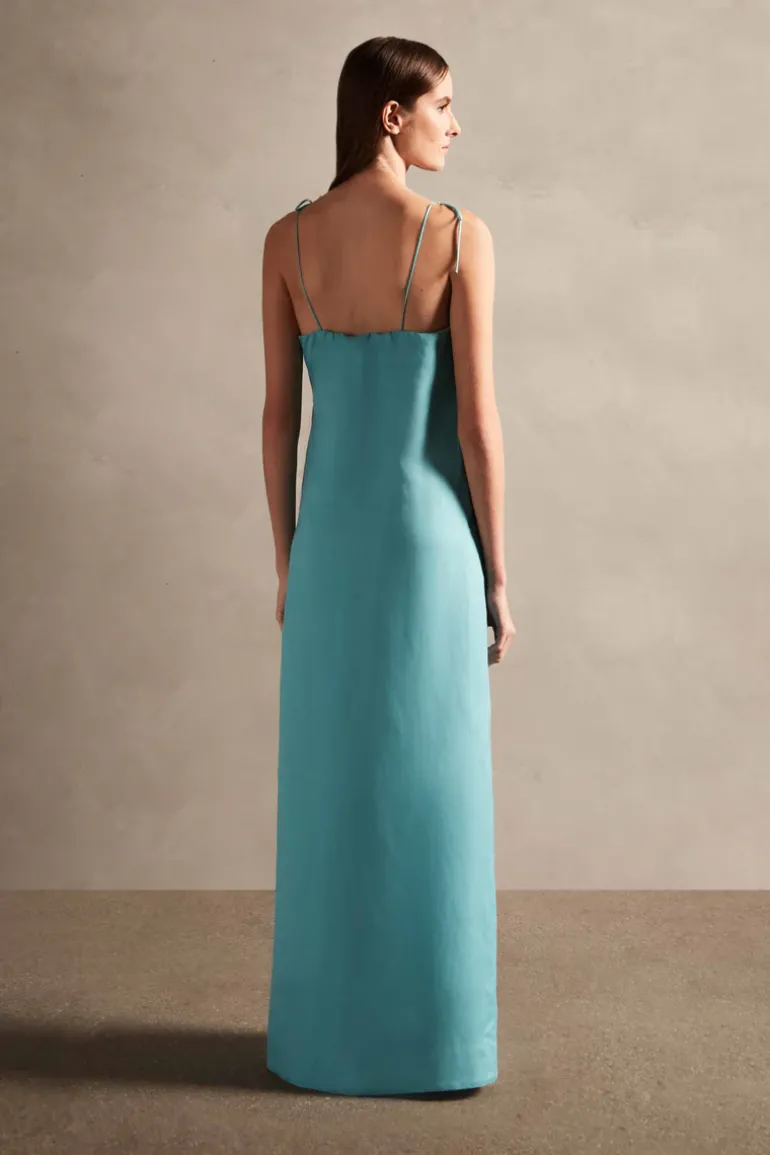 Vintage Orchid Solid Straps Long Dress